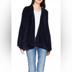 BB Dakota ribbed blue velvet sweater